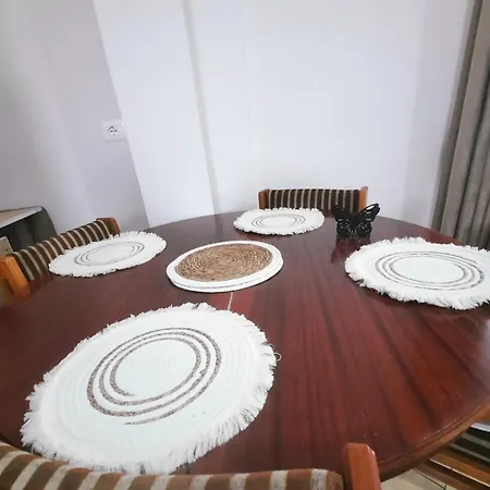 Melard Appartement Sarandë